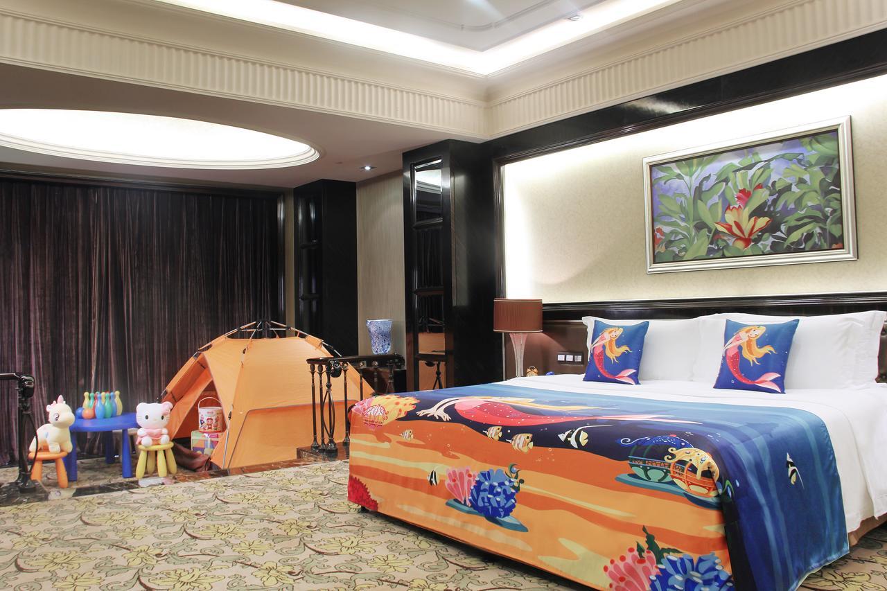 Howard Johnson Agile Plaza Chengdu Esterno foto