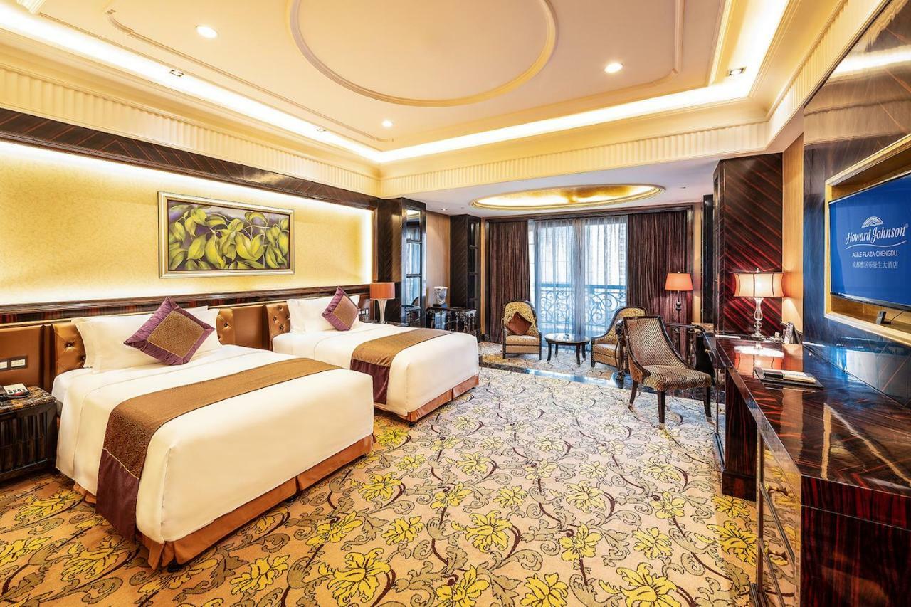 Howard Johnson Agile Plaza Chengdu Esterno foto